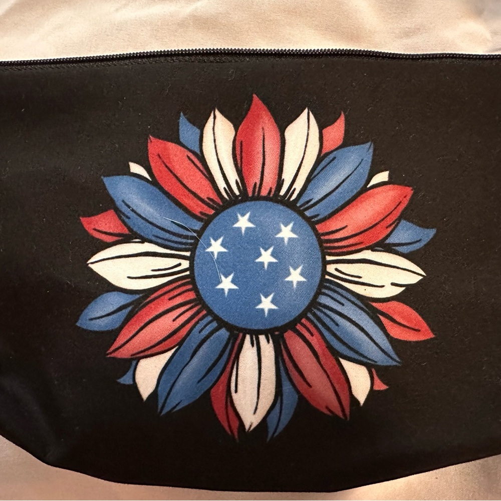 Patriotic Floral Design Pouch/Bag